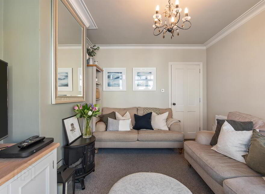 15 Gloucester Avenue, Donaghadee, BT21 0JA