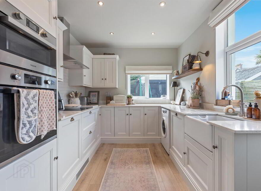 15 Gloucester Avenue, Donaghadee, BT21 0JA