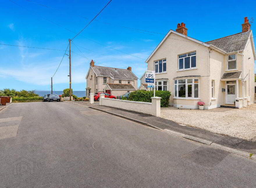 15 Gloucester Avenue, Donaghadee, BT21 0JA