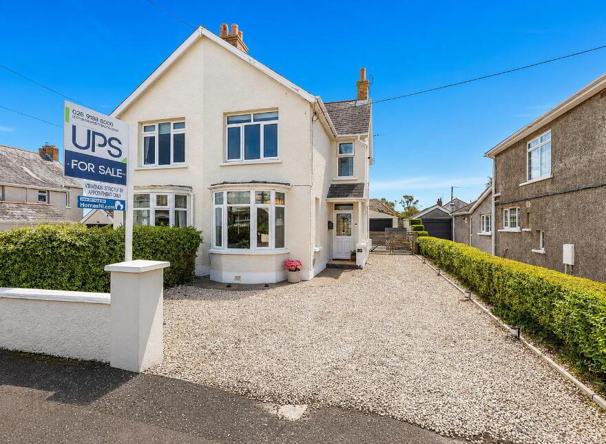 15 Gloucester Avenue, Donaghadee, BT21 0JA