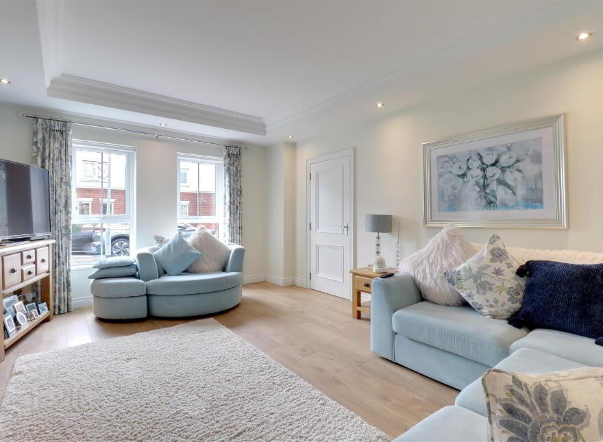 4 Rowanvale Crescent, Conlig, Newtownards, BT23 7HP