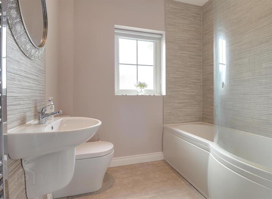 4 Rowanvale Crescent, Conlig, Newtownards, BT23 7HP