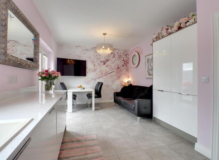 4 Rowanvale Crescent, Conlig, Newtownards, BT23 7HP