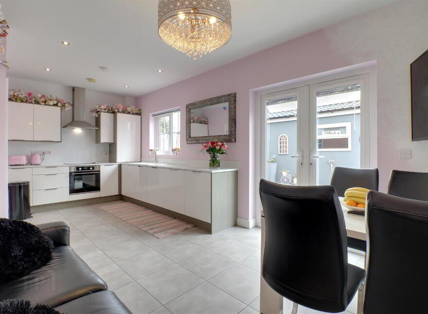 4 Rowanvale Crescent, Conlig, Newtownards, BT23 7HP