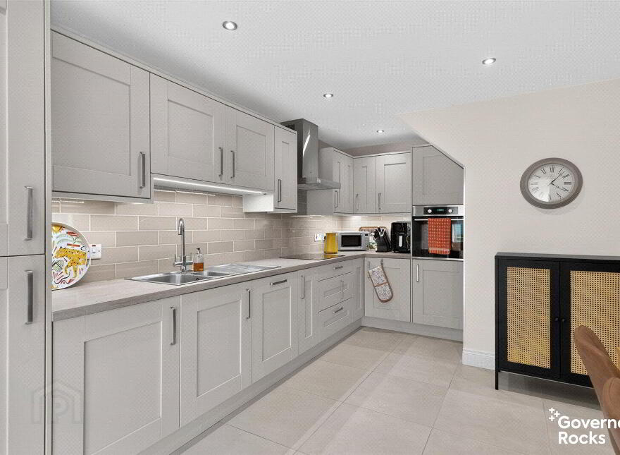 34 Helens Wood Gardens, Bangor, BT19 1GA