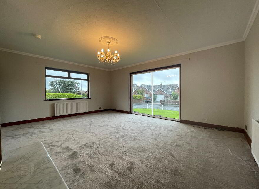 8 Downview Crescent, Greenisland, Carrickfergus, BT38 8SB