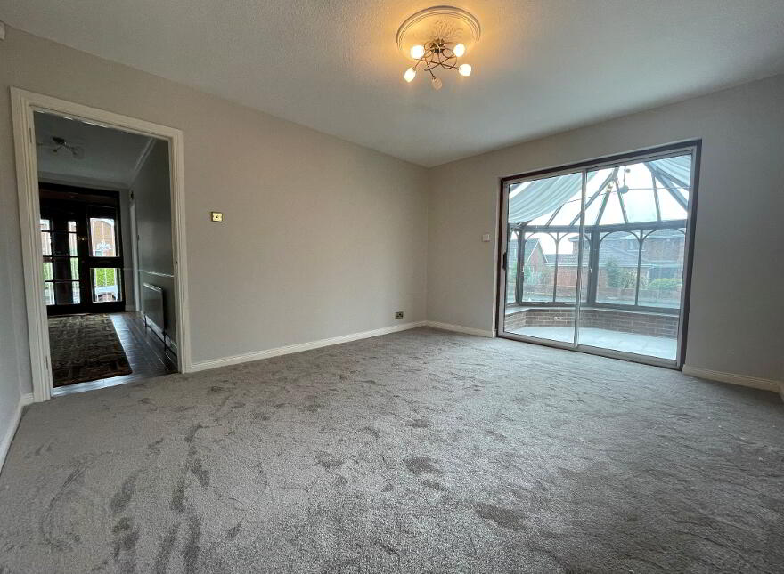 8 Downview Crescent, Greenisland, Carrickfergus, BT38 8SB