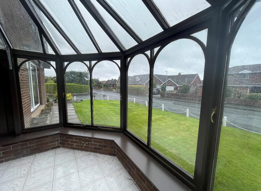 8 Downview Crescent, Greenisland, Carrickfergus, BT38 8SB