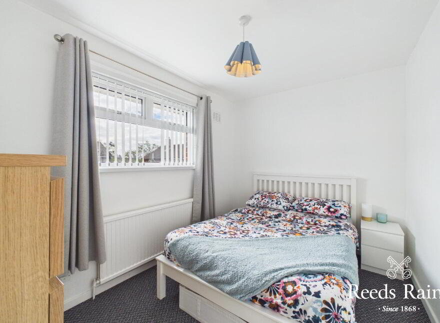 6 Knocknagoney Road, Belfast, BT4 2PW