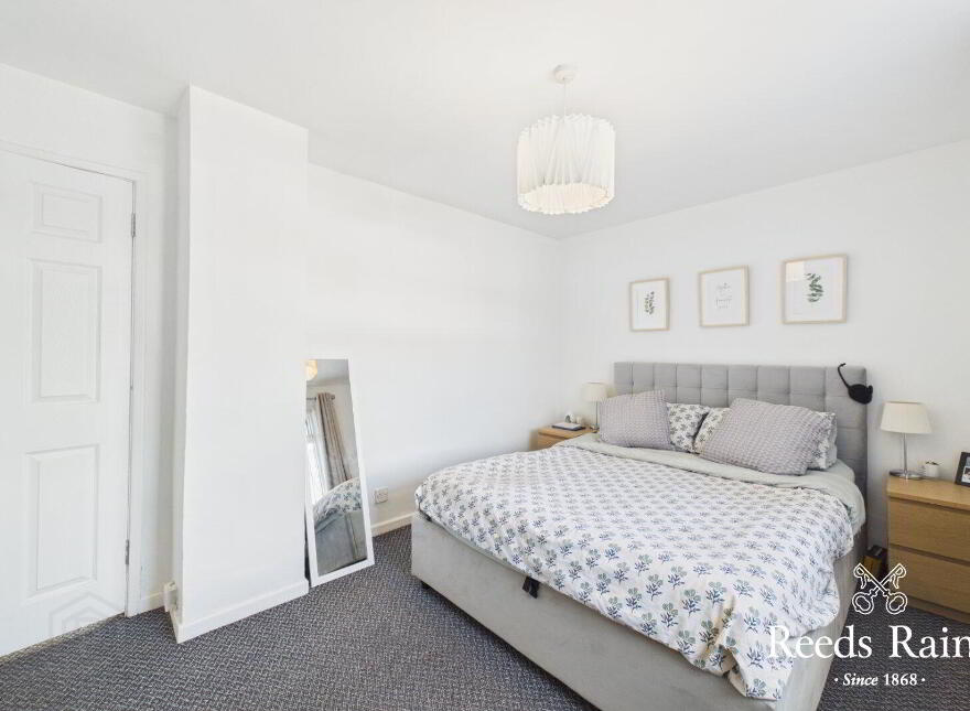 6 Knocknagoney Road, Belfast, BT4 2PW
