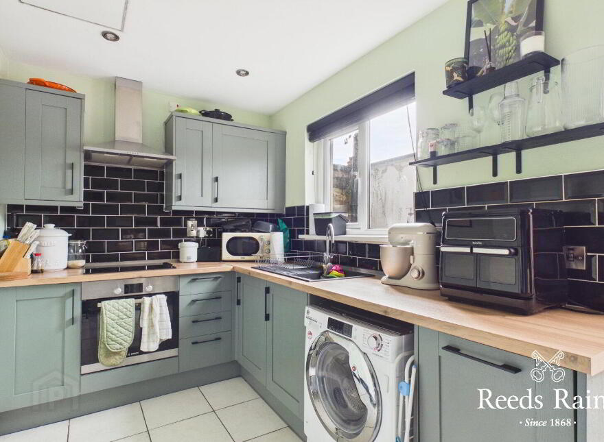 26 Strandburn Drive, Belfast, BT4 1NA