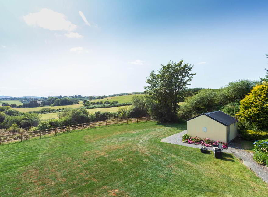 Carhoovauler, Rossmore, Clonakilty, P85VX25