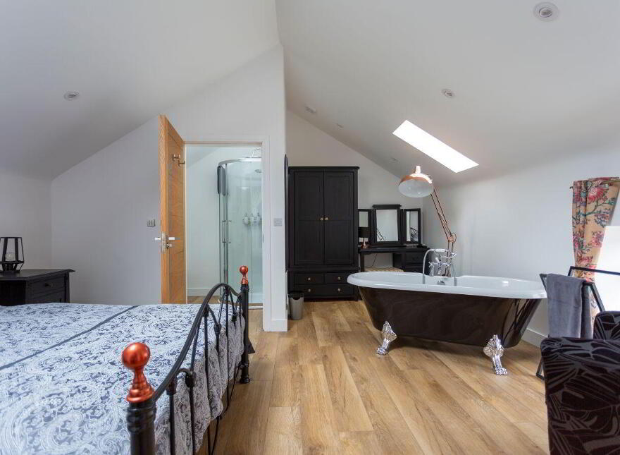 MEROK, 10 Kerrs Road, Bangor, BT19 7QD