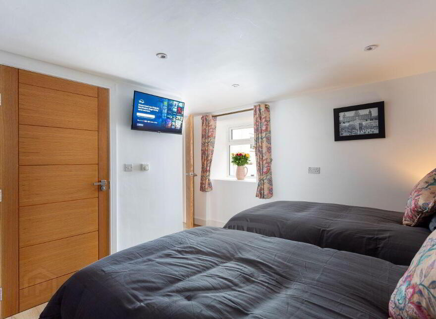 MEROK, 10 Kerrs Road, Bangor, BT19 7QD