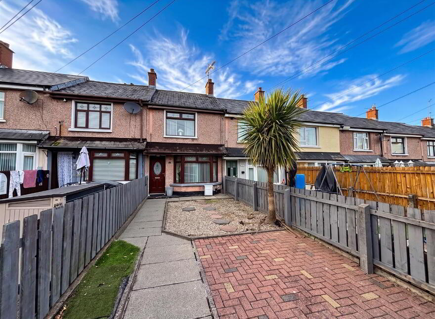 10 Strathroy Park, Belfast, BT14 7LP