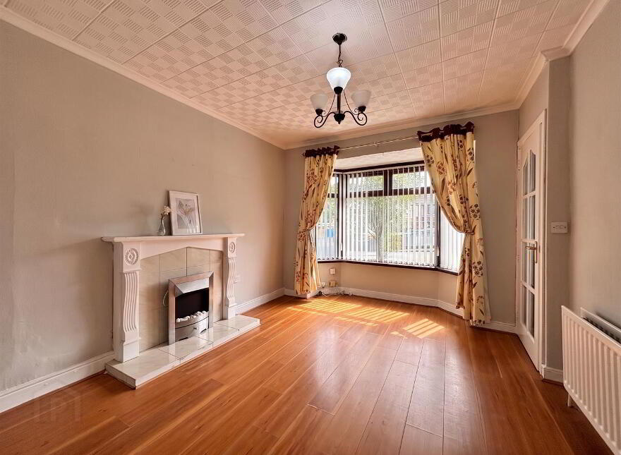 10 Strathroy Park, Belfast, BT14 7LP