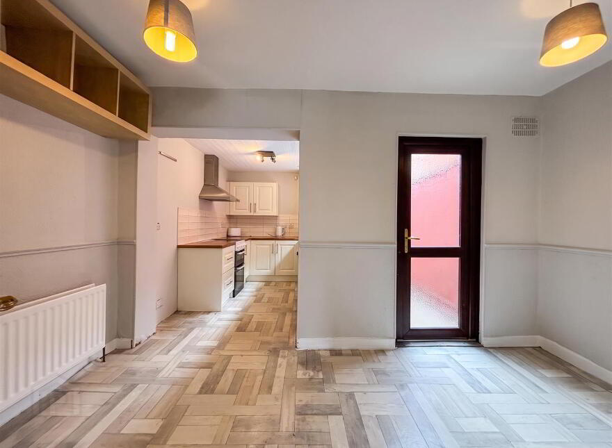 10 Strathroy Park, Belfast, BT14 7LP