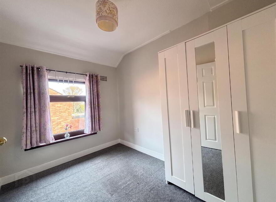 10 Strathroy Park, Belfast, BT14 7LP