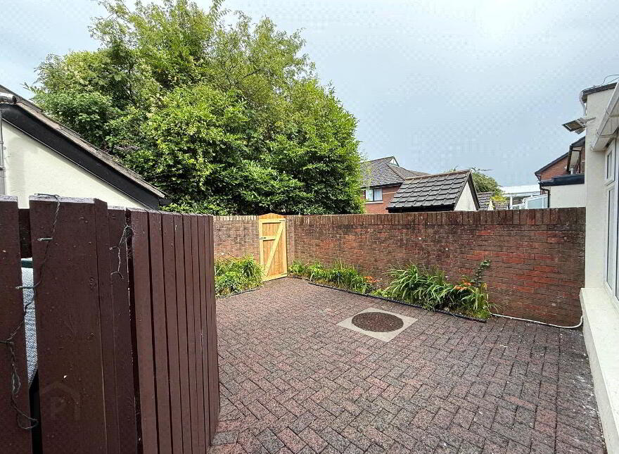 48 Ashleigh Manor, Windsor Avenue, Belfast, BT9 6JY