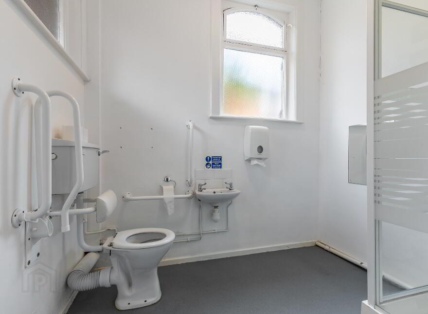 20 Derryvolgie Avenue, Belfast, BT9 6FN