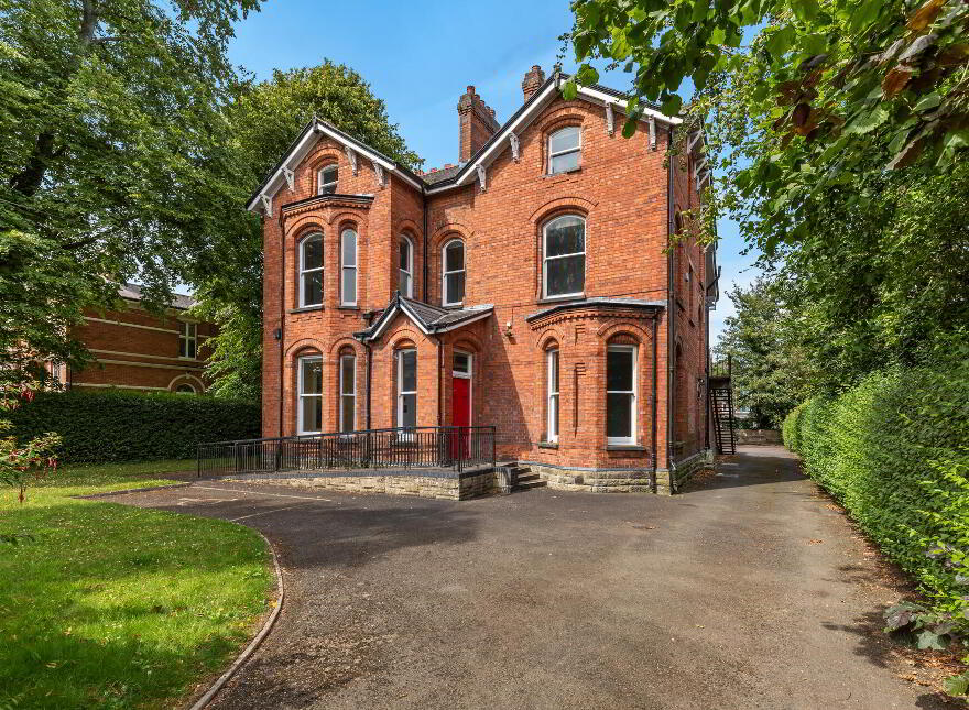 20 Derryvolgie Avenue, Belfast, BT9 6FN