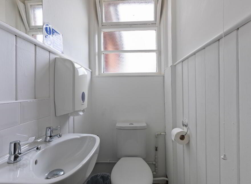 20 Derryvolgie Avenue, Belfast, BT9 6FN