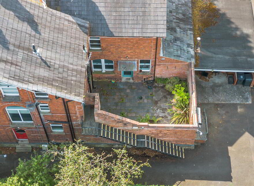 20 Derryvolgie Avenue, Belfast, BT9 6FN