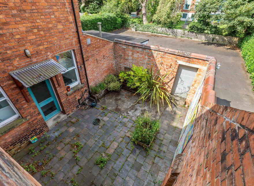 20 Derryvolgie Avenue, Belfast, BT9 6FN