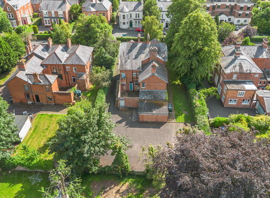 20 Derryvolgie Avenue, Belfast, BT9 6FN