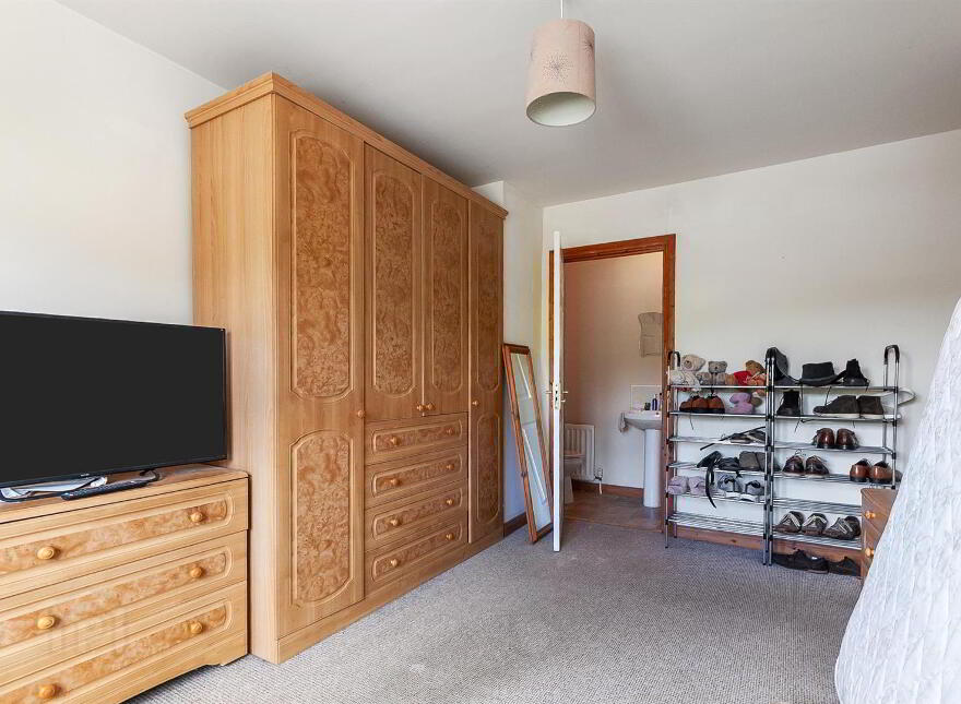 24 Wolfhill Manor, Belfast, BT14 8DE
