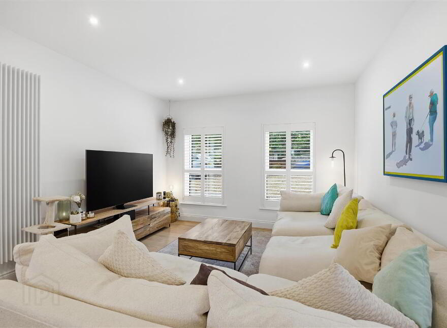 Laurel House, 121 Knock Road, Belfast, BT5 6LG