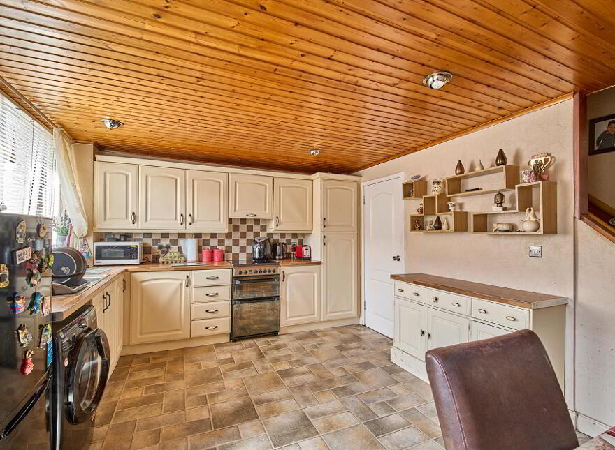 20 Clanmorris Avenue, Bangor, BT20 4EX