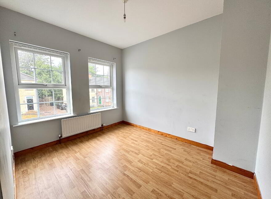 6 Summerhill Court, Banbridge, BT32 3GZ