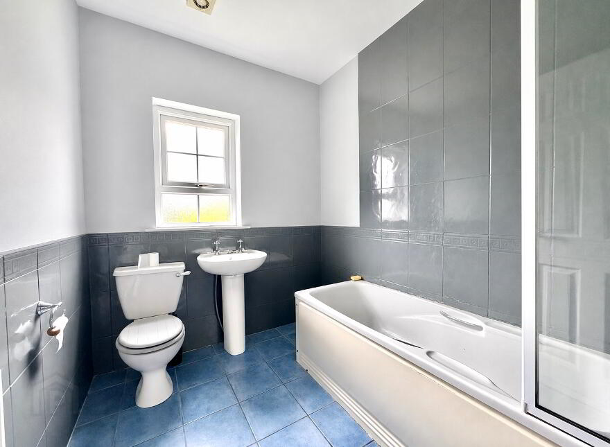 6 Summerhill Court, Banbridge, BT32 3GZ