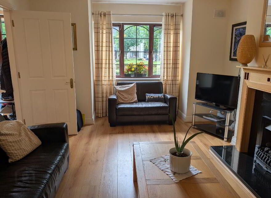 16 Mac Raghnaill Court, Lough Rinn, Gortletteragh, N41FX03