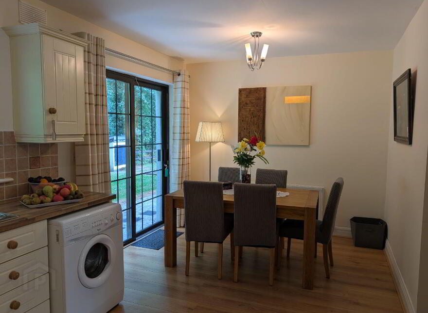 16 Mac Raghnaill Court, Lough Rinn, Gortletteragh, N41FX03