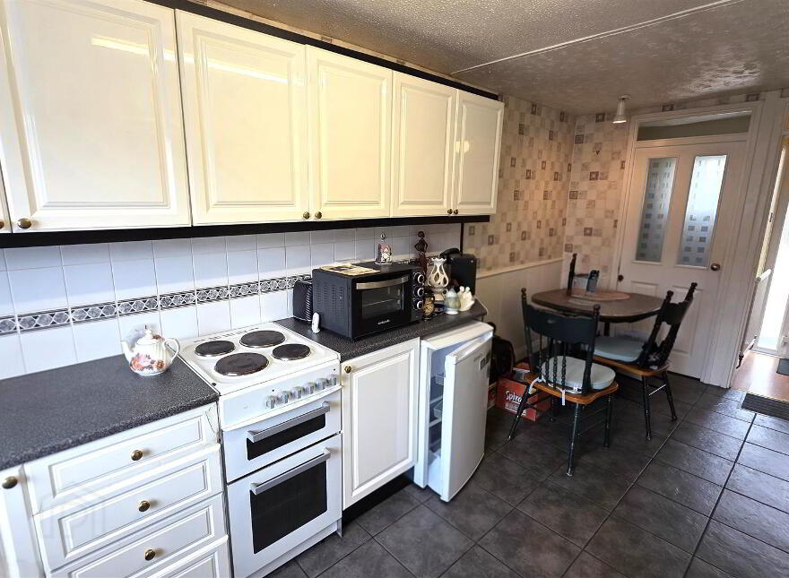 7 Beechgrove, Antrim, BT41 2BW