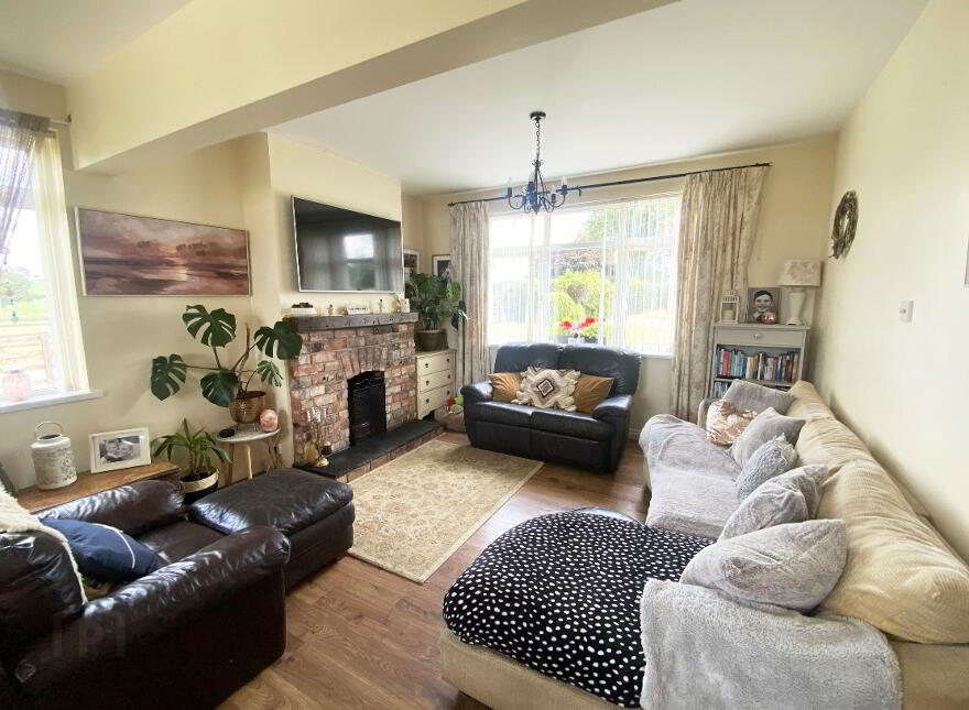 20 Glascar Road, Banbridge, BT32 5DT