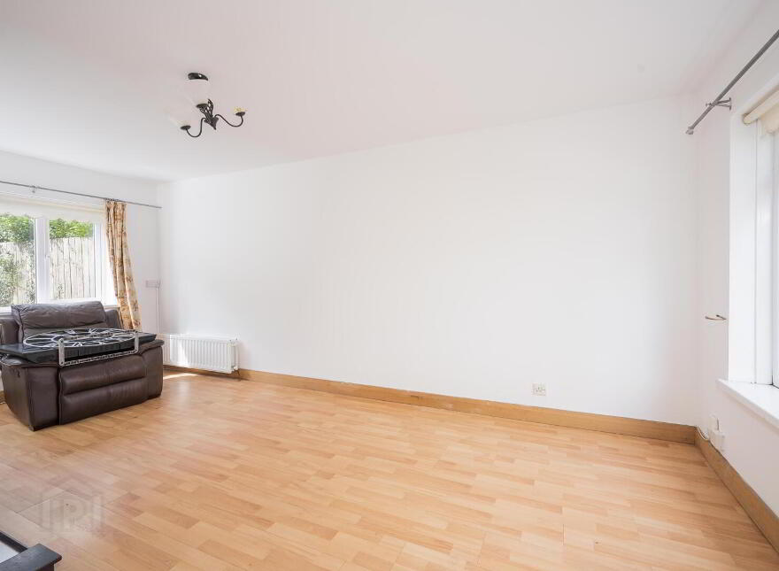 31 Knocknagoney Gardens, Belfast, BT4 2QA