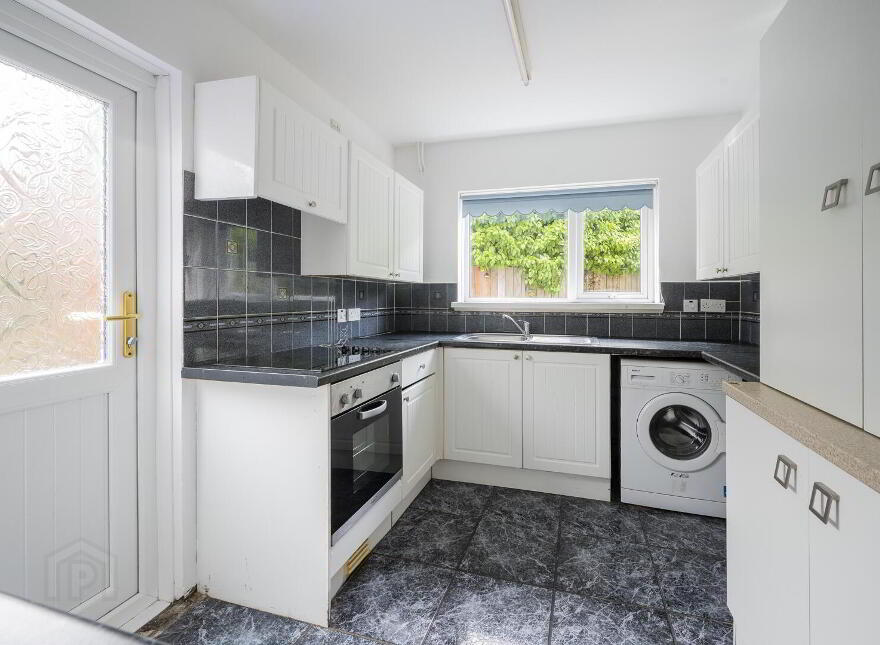 31 Knocknagoney Gardens, Belfast, BT4 2QA