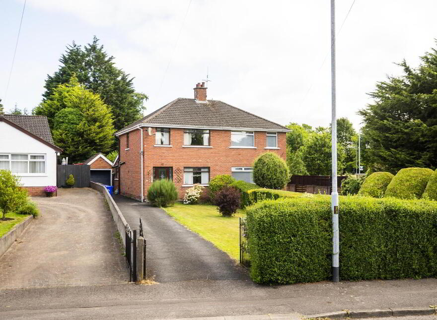 86 Kingsway Park, Belfast, BT5 7EX
