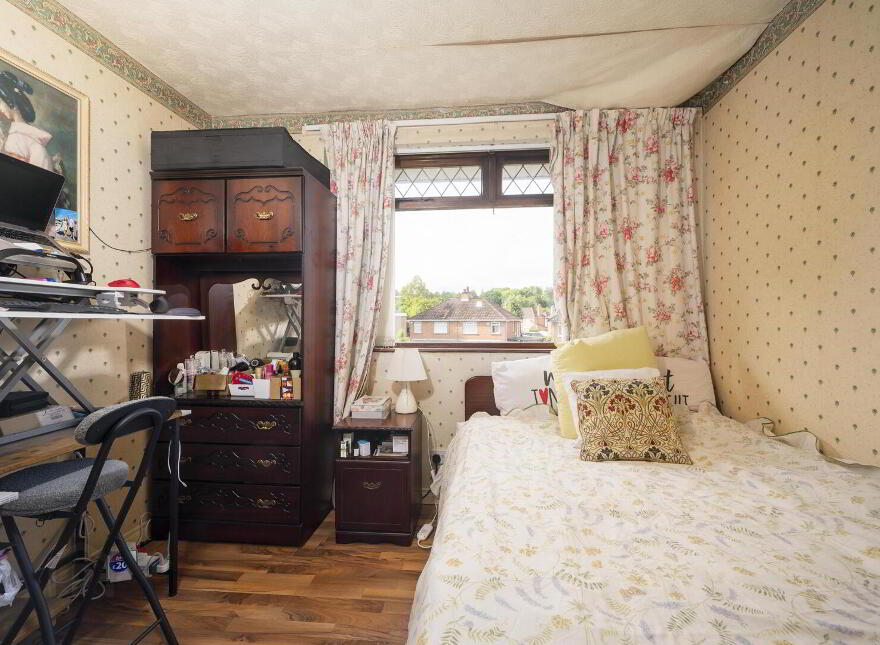 86 Kingsway Park, Belfast, BT5 7EX