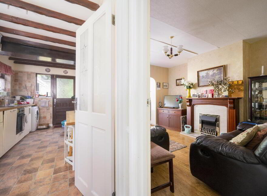 86 Kingsway Park, Belfast, BT5 7EX