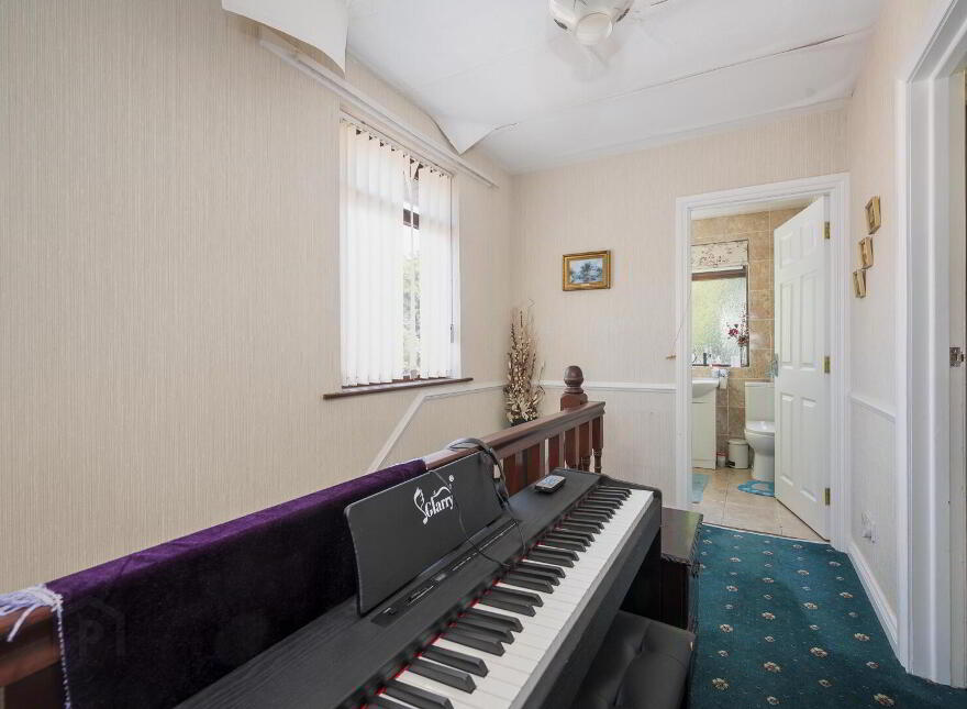 86 Kingsway Park, Belfast, BT5 7EX