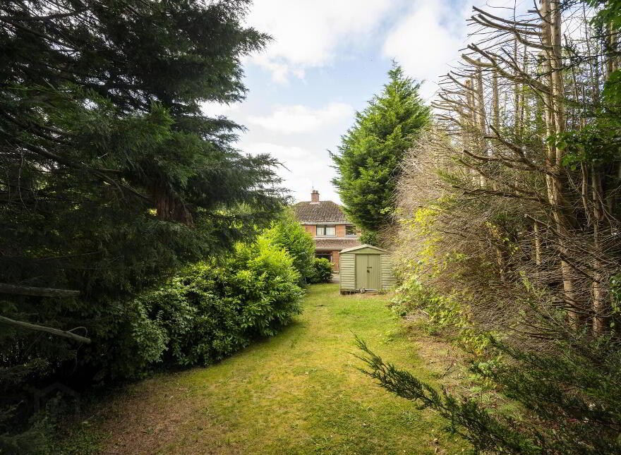 86 Kingsway Park, Belfast, BT5 7EX