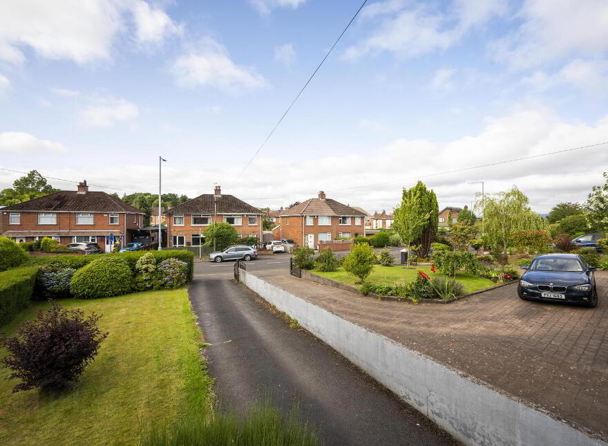 86 Kingsway Park, Belfast, BT5 7EX