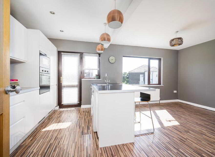 52 Castlecoole Park, Belfast, BT8 7BG
