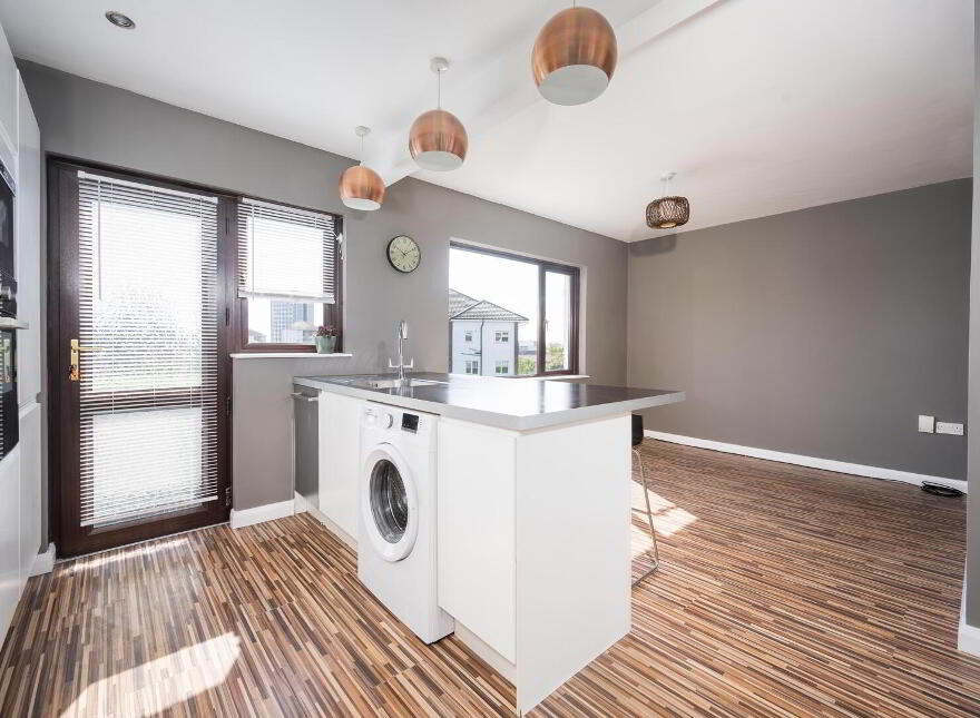 52 Castlecoole Park, Belfast, BT8 7BG
