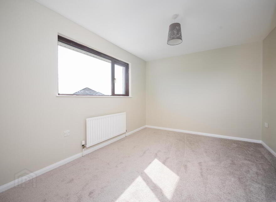 52 Castlecoole Park, Belfast, BT8 7BG