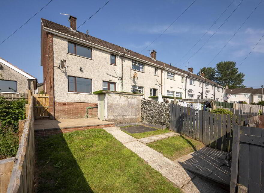 52 Castlecoole Park, Belfast, BT8 7BG